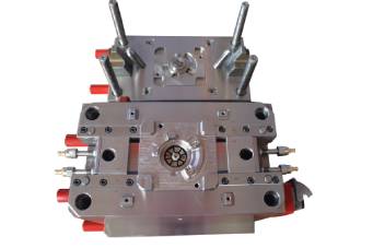 端子注塑模具超差問題如何修正？