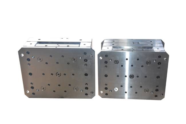 銘洋宇通塑膠注塑模具加工 銘洋宇通塑膠注塑模具加工