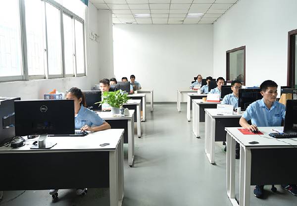 深圳模具生產(chǎn)廠家 深圳模具生產(chǎn)廠家