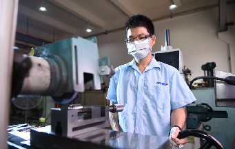 解決模具加工中的表面質量問題，提升生產效率